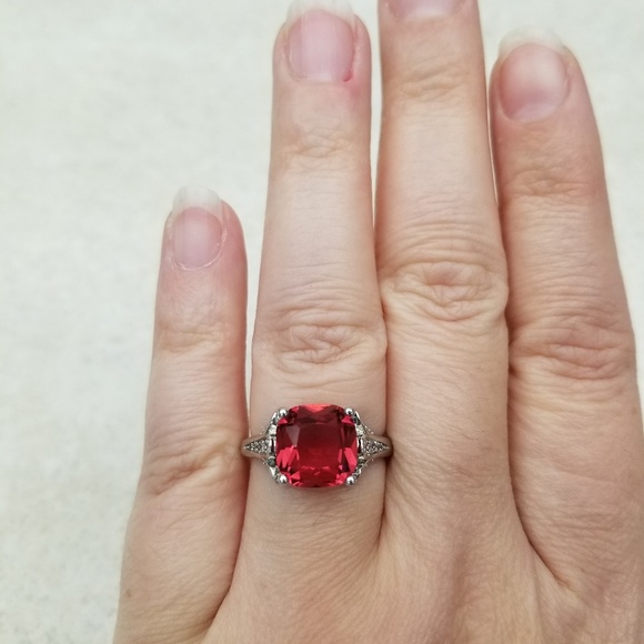 HOST PICK!!! 🌷 Sterling Silver Red Ring - Picture 8 of 8